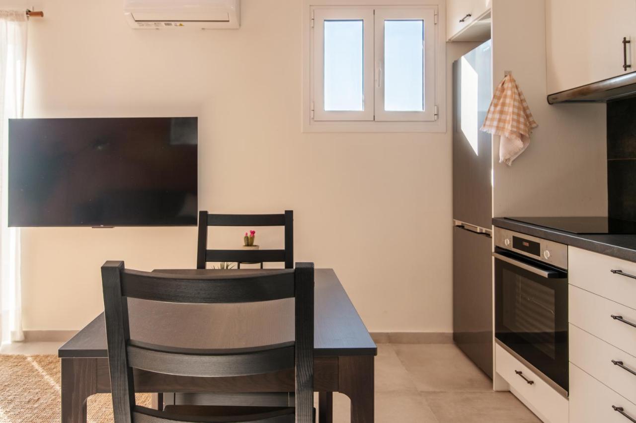 Stunning 2-Bedrooms Apartment In The Heart Of Athen Exterior foto